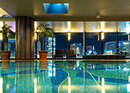 【夏季限定】 附带夜间游泳池使用的住宿方案“Stay with Night Blue Oasis”